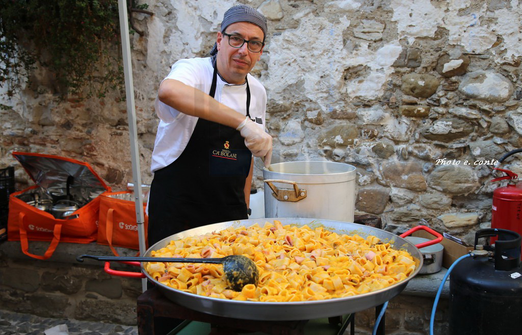 Vallecrosia: in corso di svolgimento la Festa della Zucca, ecco le foto di Eugenio Conte