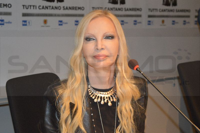 Sanremo2016 Patty Pravo Cantare Con Elisa O Noemi Non Sono Della Mia Generazione Ma Io Mi Sento Uguale Sanremonews It
