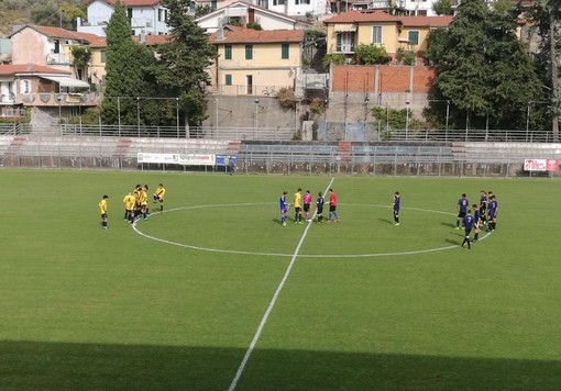 Calcio giovanile. Imperia Juniores, è un inizio roboante e da impresa epica: le emozioni del 4-3 contro il Serra Riccò (VIDEO) Calcio giovanile. Imperia Juniores, è un inizio roboante e da impresa epica: le emozioni del 4-3 contro il Serra Riccò (VIDEO)