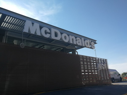 A Imperia il 27 ottobre apre i battenti il nuovo ristorante McDonald’s A Imperia il 27 ottobre apre i battenti il nuovo ristorante McDonald’s