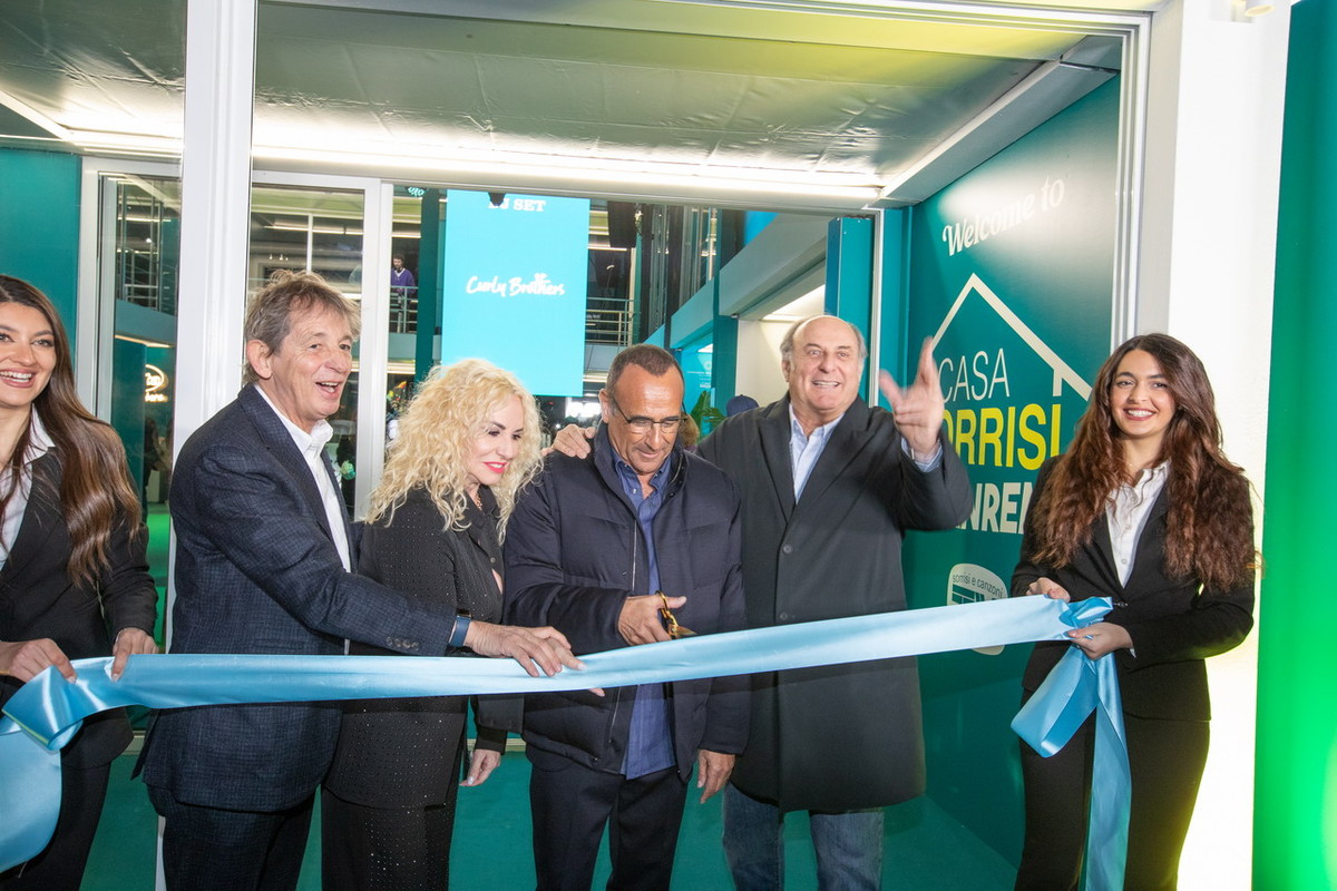 Copertina Sorrisi E Canzoni Sanremo 2025 Sanremo 2025: grande successo per il party di TV Sorrisi e Canzoni. Al