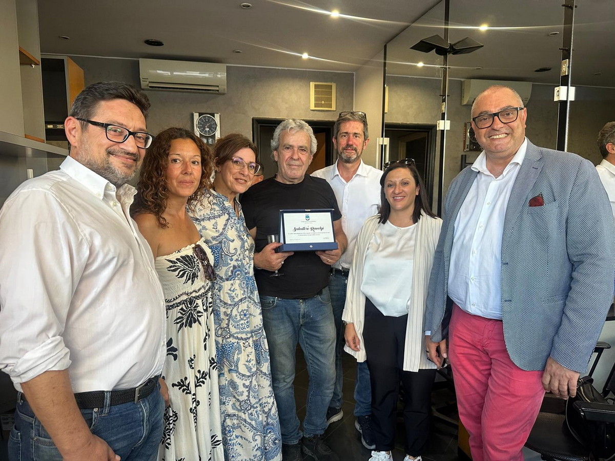 chiude il negozio di Salvatore Ravolgi – Sanremonews.it chiude il negozio di Salvatore Ravolgi – Sanremonews.it