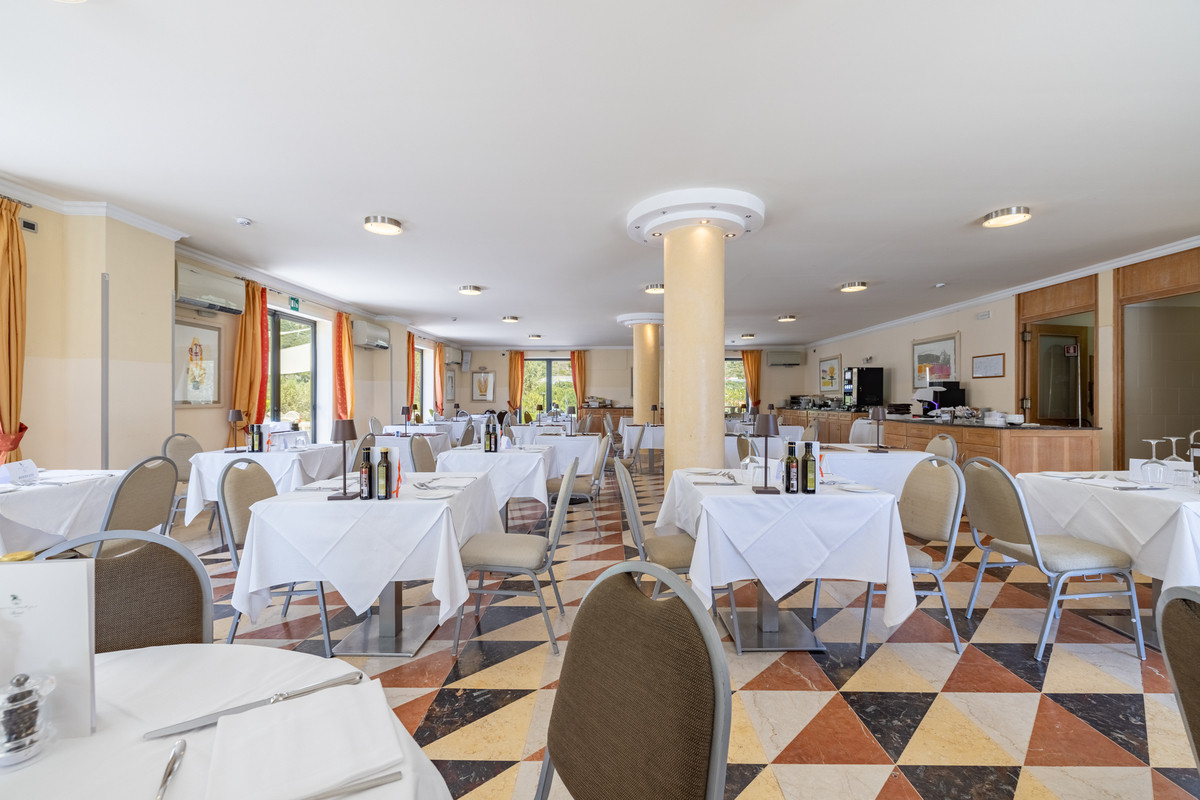 Castellaro Golf Resort, riaperto a cena il Ristorante Andrea Doria (Foto)