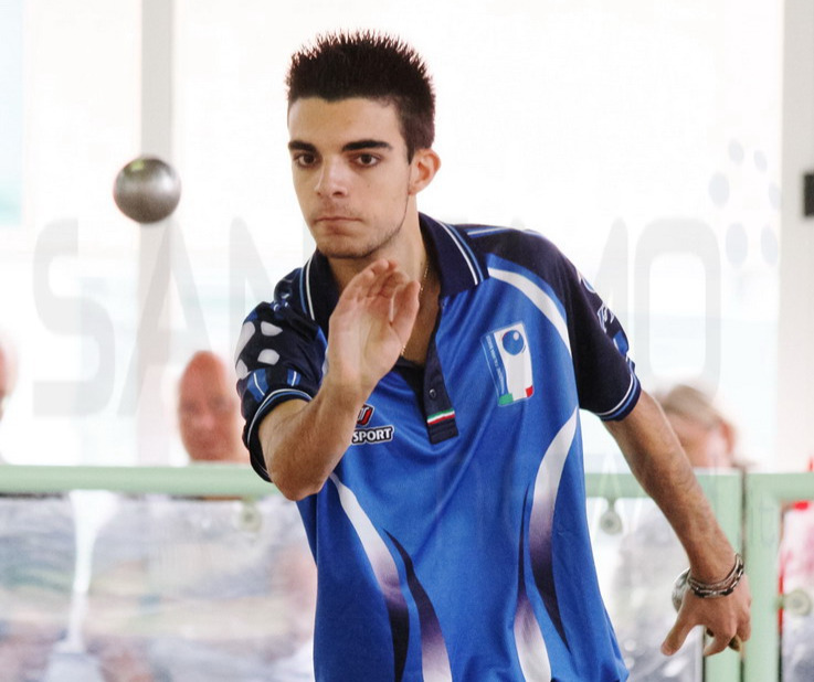 Il vallecrosino Diego Rizzi cala il bis d'oro a Taranto: dopo il tiro di precisione, trionfa anche in coppia con Andrea Chiapello