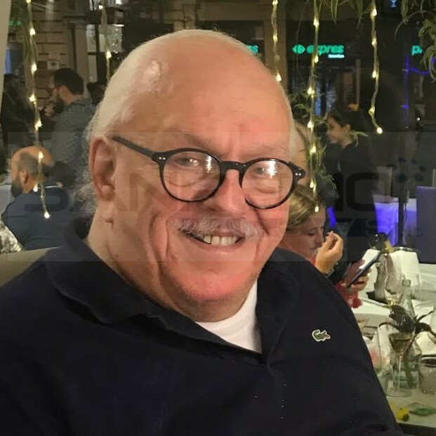 Sanremo saluta Riccardo Rebajoli, "Riky": l’ex batterista de I Nuovi Angeli, aveva 78 anni. Sabato l’ultimo saluto Sanremo saluta Riccardo Rebajoli, "Riky": l’ex batterista de I Nuovi Angeli, aveva 78 anni. Sabato l’ultimo saluto