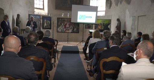 Progetto delle 'Terre di Mezzo' a Revello nel cuneese: presentato il progetto "Restitussion" (Video) Progetto delle 'Terre di Mezzo' a Revello nel cuneese: presentato il progetto "Restitussion" (Video)
