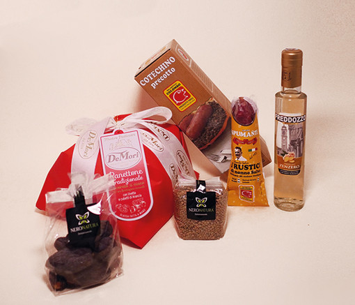 AlpiFOOD per le aziende: con i cesti di Natale si regalano qualità e territorio AlpiFOOD per le aziende: con i cesti di Natale si regalano qualità e territorio