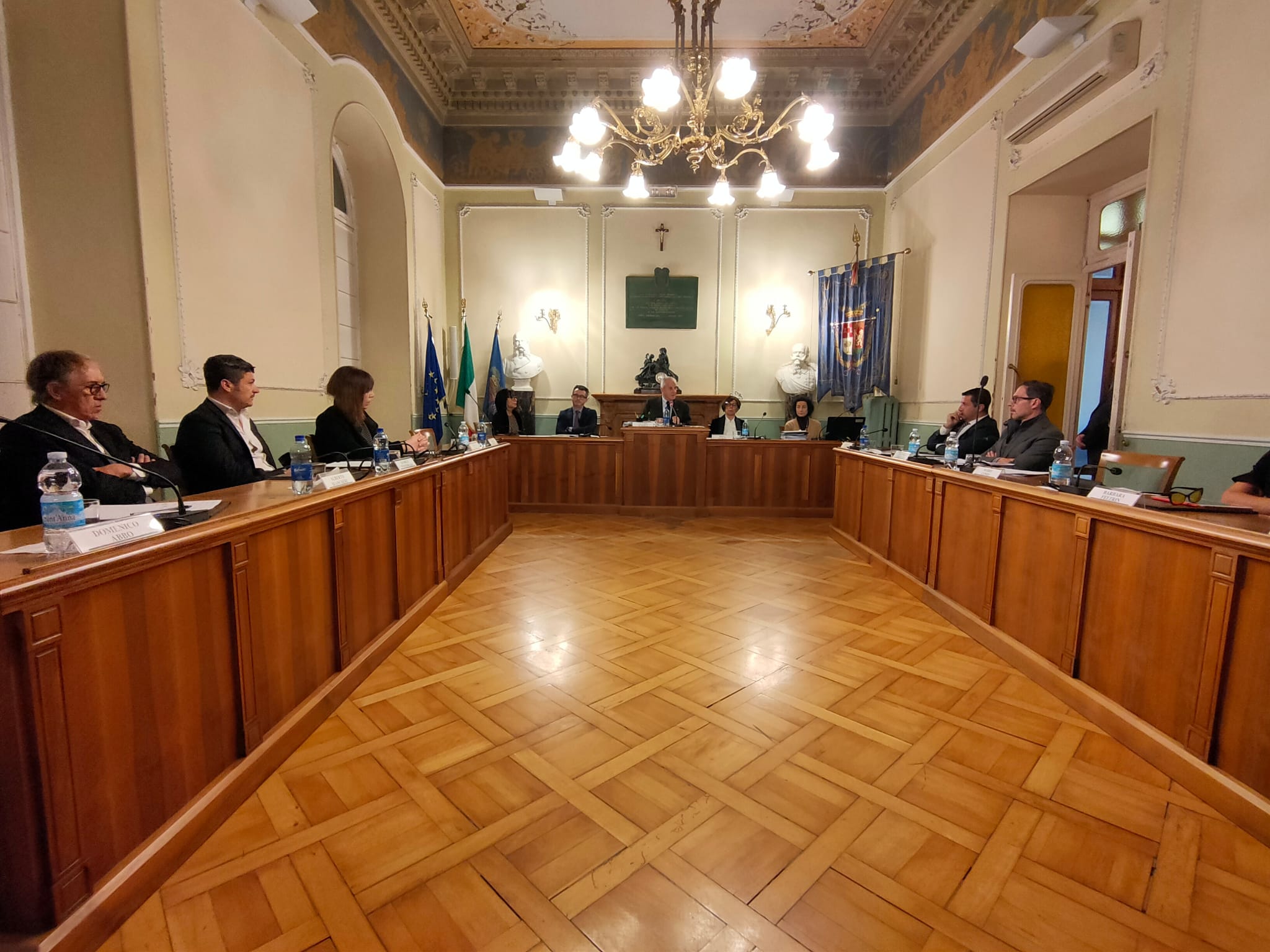 Elezioni Provinciali di dicembre: primi movimenti, nomi e cariche per la composizione dell'assise Elezioni Provinciali di dicembre: primi movimenti, nomi e cariche per la composizione dell'assise