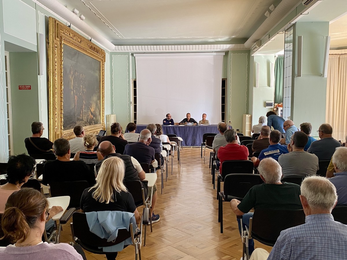 Sanremo: nuova antenna a Coldirodi, per presentare le opposizioni ci sarà tempo fino al 13 dicembre Sanremo: nuova antenna a Coldirodi, per presentare le opposizioni ci sarà tempo fino al 13 dicembre