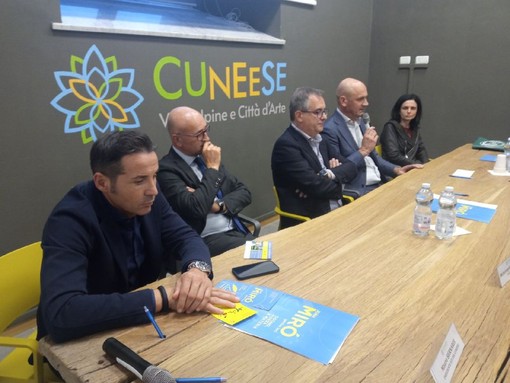 "Joan Miró Genius loci": a Cherasco e Busca nel cuneese, la mostra dedicata al grande artista catalano (Video) "Joan Miró Genius loci": a Cherasco e Busca nel cuneese, la mostra dedicata al grande artista catalano (Video)