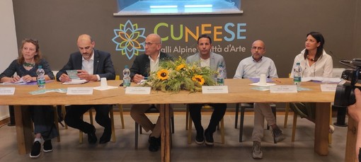 Una giornata alla scoperta dei Giardini delle Essenze: iniziativa presentata presso la sede dell'ATL del Cuneese (VIDEO) Una giornata alla scoperta dei Giardini delle Essenze: iniziativa presentata presso la sede dell'ATL del Cuneese (VIDEO)