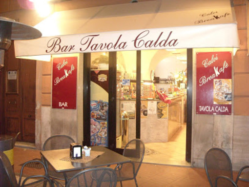 Imperia: riaprirà presto il bar di piazza Calvi, aggiudicata ad un giovane sanremese la gara per la gestione Imperia: riaprirà presto il bar di piazza Calvi, aggiudicata ad un giovane sanremese la gara per la gestione