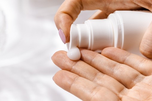5 errori che fanno invecchiare la pelle 5 errori che fanno invecchiare la pelle