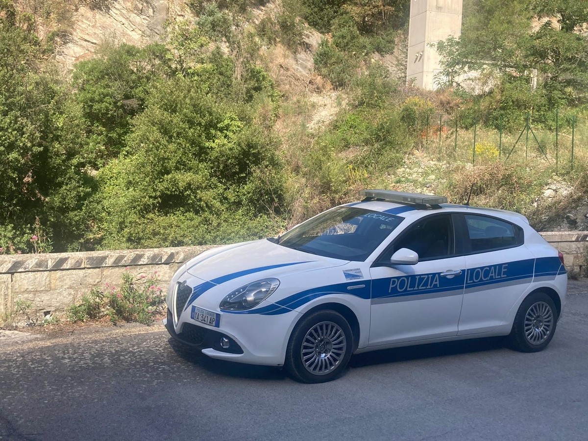fermati dalla polizia locale – Sanremonews.it fermati dalla polizia locale – Sanremonews.it