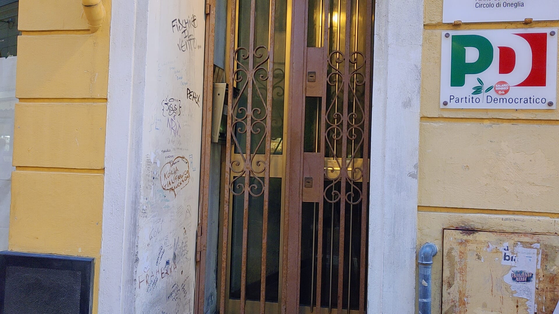 IL PUNTO. Elezioni provinciali, contrordine compagni! Bisogna straperdere IL PUNTO. Elezioni provinciali, contrordine compagni! Bisogna straperdere