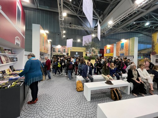 Inaugurata la "Sala Liguria" al Salone del Libro di Torino Inaugurata la "Sala Liguria" al Salone del Libro di Torino