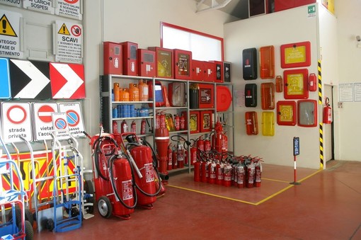 La G.I.E.M. Ghirardelli punto di riferimento qualificato per la sicurezza e l'antincendio in provincia di Imperia La G.I.E.M. Ghirardelli punto di riferimento qualificato per la sicurezza e l'antincendio in provincia di Imperia