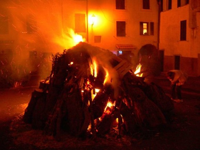 #ilfuocodelcuore ad Andagna in Valle Argentina: manda anche tu le immagini per la nostra iniziativa