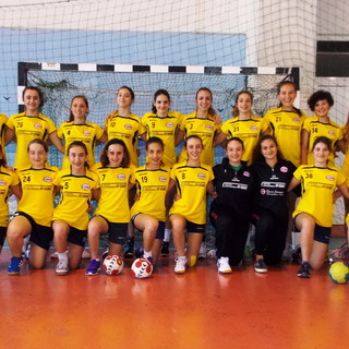 Pallamano Femminile: martedì inizia l'avventura del Centro Convenienza Esse Pallamano Imperia