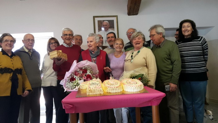 Sanremo: grande festa ieri all'istituto 'Don Orione' per i 100 anni della Prof. Rosmilia Torretto (Foto e Video)