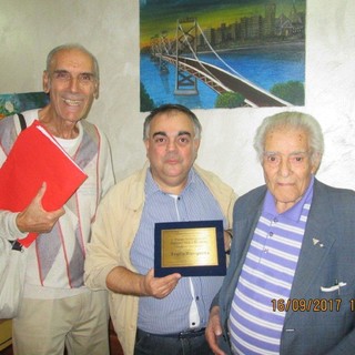 Ventimiglia: visitabile fino al 16 ottobre al bar Cuventu, la mostra di pittura del pittore Angelo Vinciguerra Ventimiglia: visitabile fino al 16 ottobre al bar Cuventu, la mostra di pittura del pittore Angelo Vinciguerra