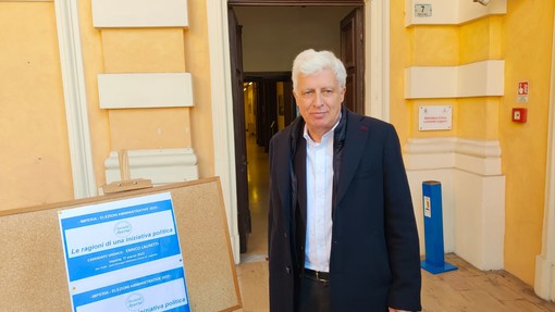 Verso il voto a Imperia, Enrico Lauretti punta ad una “Società aperta” per il dopo Scajola (foto e video) Verso il voto a Imperia, Enrico Lauretti punta ad una “Società aperta” per il dopo Scajola (foto e video)