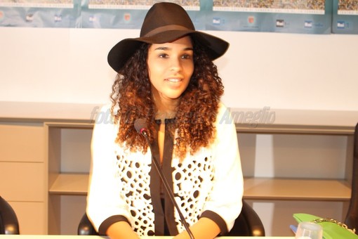 #Sanremo2015: la savonese Chanty, mente multiculturale "Spero di lasciare un segno. Voglio rendere la mia città fiera" #Sanremo2015: la savonese Chanty, mente multiculturale "Spero di lasciare un segno. Voglio rendere la mia città fiera"