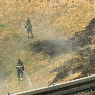 Liguria rinnova la convenzione con i Vigili del fuoco: 2,64 milioni per incendi boschivi e Protezione civile 2026-2028
