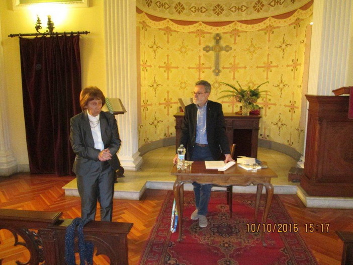 Sanremo: ieri nuovo incontro della 'Società italiana dei francesisti' alla chiesa valdese di via Roma Sanremo: ieri nuovo incontro della 'Società italiana dei francesisti' alla chiesa valdese di via Roma