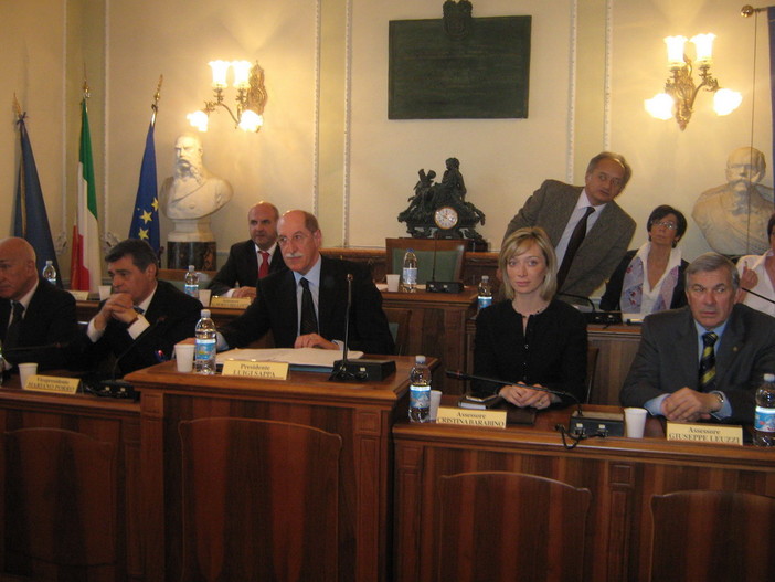 Imperia: domani la riunione del consiglio provinciale, ecco l'ordine del giorno
