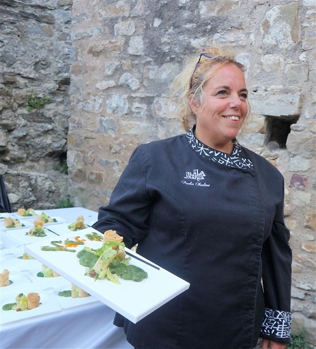 Arte e gastronomia in perfetto equilibrio nel piatto dedicato a Monet dalla chef Paola Chiolini de ‘La Balena Bianca’ di Vallecrosia.
