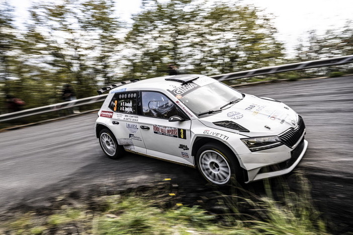 Pedersoli e Nicelli jr infiammano la 13^ Ronde Valli Imperiesi: il pilota bresciano ha vinto la gara per la quarta volta consecutiva Pedersoli e Nicelli jr infiammano la 13^ Ronde Valli Imperiesi: il pilota bresciano ha vinto la gara per la quarta volta consecutiva