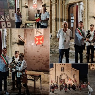 Ventimiglia ospita 'A ludum balistrae": sfida a colpi di balestra antica nel centro storico (Foto e video)