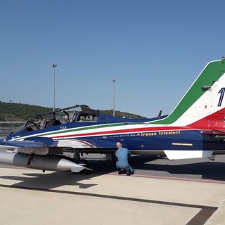La Pattuglia acrobatica nazionale è atterrata: a Imperia cresce la febbre per lo show delle Frecce tricolori (Foto e Video)