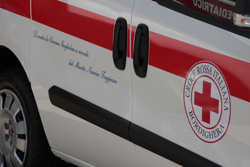 San Biagio della Cima: 43enne cade dalla propria moto sulla provinciale, portato in ospedale in gravi condizioni San Biagio della Cima: 43enne cade dalla propria moto sulla provinciale, portato in ospedale in gravi condizioni