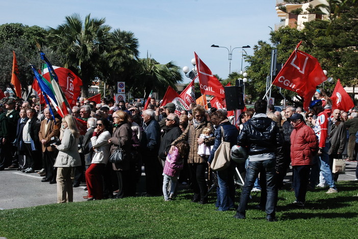Sanremo: Festa del 25 aprile, le proteste di una nostra lettrice sul servizio da noi pubblicato Sanremo: Festa del 25 aprile, le proteste di una nostra lettrice sul servizio da noi pubblicato