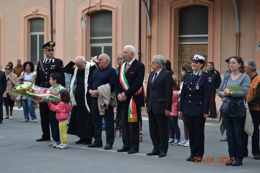 Discussione sulla 'Festa di Liberazione': la mail con il pensiero della nostra lettrice Luisa Discussione sulla 'Festa di Liberazione': la mail con il pensiero della nostra lettrice Luisa