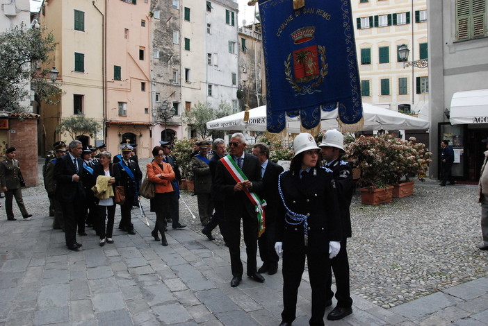 Discussione sul 25 aprile 'Festa di Liberazione': l'intervento del nostro lettore Daniele Discussione sul 25 aprile 'Festa di Liberazione': l'intervento del nostro lettore Daniele