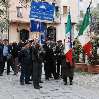 Sanremo: le più belle foto della Festa di Liberazione, in via Matteotti cantata 'Bella Ciao' Sanremo: le più belle foto della Festa di Liberazione, in via Matteotti cantata 'Bella Ciao'