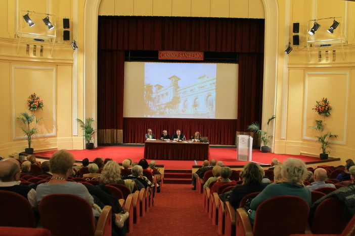 Sanremo: ieri al Casinò, il regista Marco Brogi ai Martedì Letterari tra cinema, teatro letteratura e arte Sanremo: ieri al Casinò, il regista Marco Brogi ai Martedì Letterari tra cinema, teatro letteratura e arte
