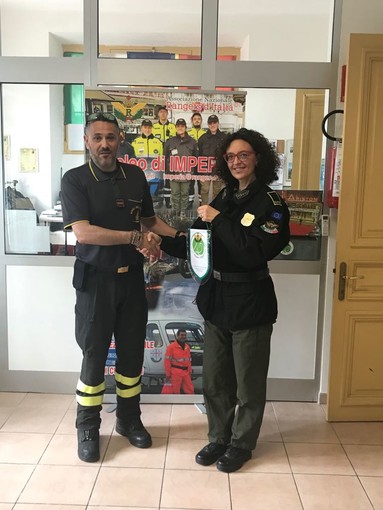 I Rangers d’Italia incontrano il Direttore delle Operazioni Lombardi dei VVFF di Sanremo I Rangers d’Italia incontrano il Direttore delle Operazioni Lombardi dei VVFF di Sanremo