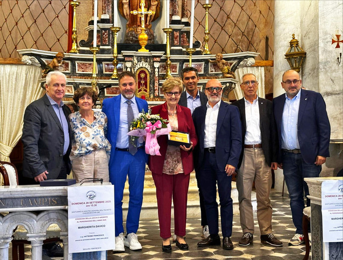 Il vicepresidente della Regione Liguria Piana consegna la 'Lecca d’argento' a Margherita Davico: “La cultura è motore di comunità”