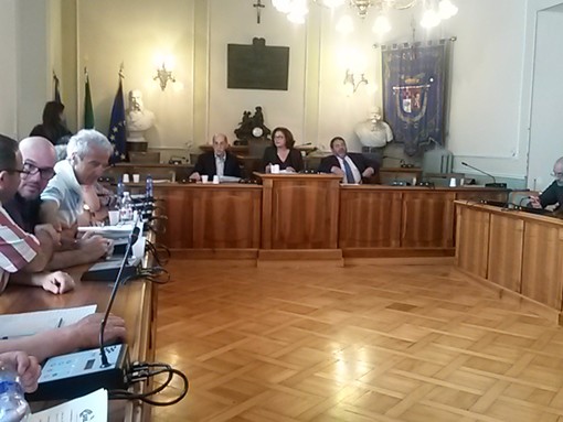 Rt: raggiunto l'accordo in Prefettura. Sospensione della disdetta di contrattazione fino al 30 giugno. Poi riprendono le trattative