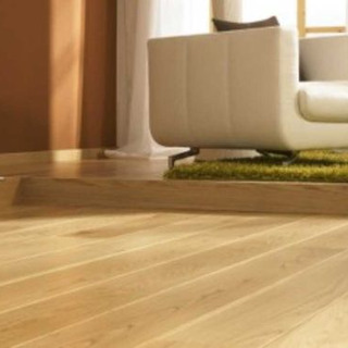 Piastrelle, parquet e mosaici: Hydros di Vallecrosia personalizza i rivestimenti interni ed esterni della vostra casa e della vostra azienda