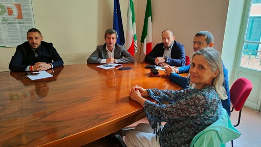 Post elezioni, il ministro Orlando a Imperia: “Dobbiamo fare i conti con la sconfitta. Proviamo a costruire l’alternativa” (video) Post elezioni, il ministro Orlando a Imperia: “Dobbiamo fare i conti con la sconfitta. Proviamo a costruire l’alternativa” (video)