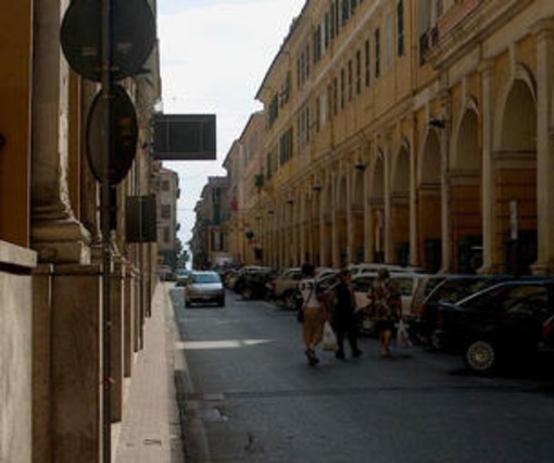 Fine settimana col Festival del D�coupage a Oneglia