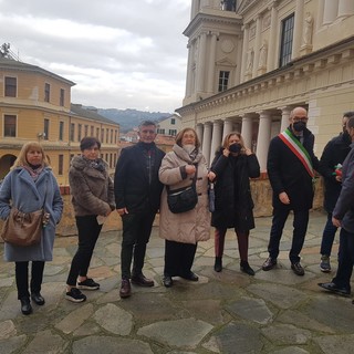 Imperia, conclusa la posa delle pietre d’inciampo per ricordare i concittadini deportati nei campi di sterminio (foto) Imperia, conclusa la posa delle pietre d’inciampo per ricordare i concittadini deportati nei campi di sterminio (foto)