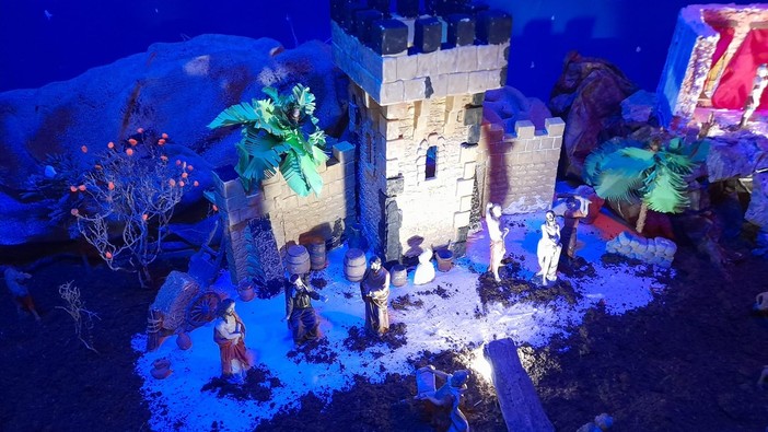 Imperia, i riti della Settimana Santa: in San Giovanni a Oneglia visitabile il presepe pasquale di Mino Gorlero (foto e video) Imperia, i riti della Settimana Santa: in San Giovanni a Oneglia visitabile il presepe pasquale di Mino Gorlero (foto e video)