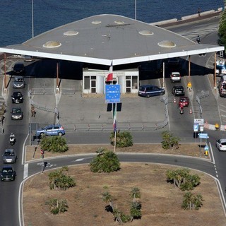 Ventimiglia: cooperazione internazionale alla Frontiera, brillante risultato per la Polizia con 8 arresti in 7 giorni Ventimiglia: cooperazione internazionale alla Frontiera, brillante risultato per la Polizia con 8 arresti in 7 giorni