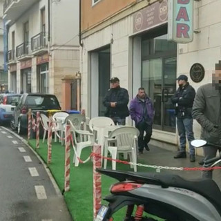 Aggressione a Moussa Balde, presidio degli attivisti davanti al tribunale di Imperia: "È stato un omicidio" (foto e video)